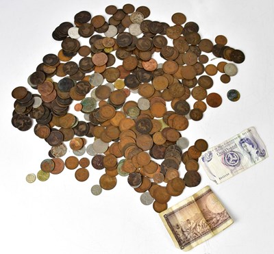 Lot 1117 - A mixed lot of pre-decimal UK and World coinage.