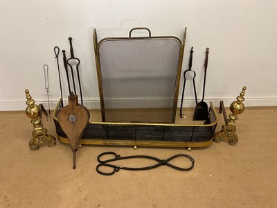 Lot 322 - A quantity of fireside items, to include brass...