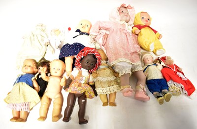 Lot 528 - A quantity of mid-20th century and later dolls,...