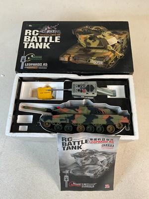 Lot 247 - HEN LONG; a radio controlled Leopard 2 tank,...