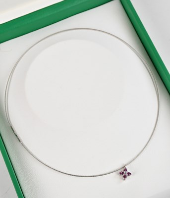 Lot 2071 - BOODLE & DUNTHORNE; an 18ct white gold floral...