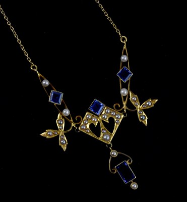 Lot 2031 - A fine Edwardian seed pearl and sapphire set...