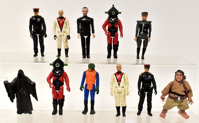 Lot 662 - Eleven vintage plastic action figures from...