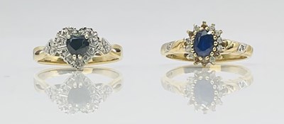 Lot 715 - Two 9ct yellow gold dress rings, sizes P 1/2...