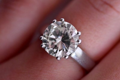 Lot 2238 - A white metal diamond set solitaire dress ring,...