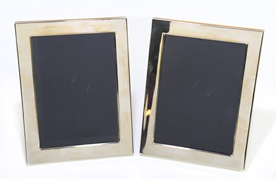 Lot 2507 - CARR'S OF SHEFFIELD; a pair of Elizabeth II...