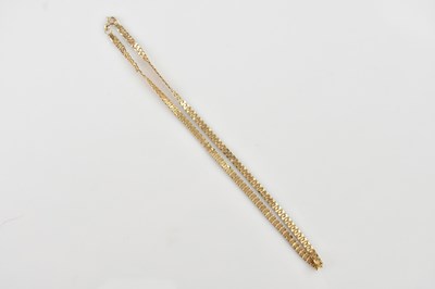 Lot 2147 - A yellow metal necklace, stamped ‘10ct’,...