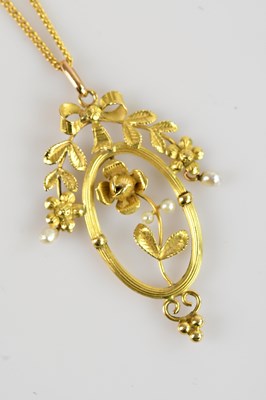 Lot 2149 - An Edwardian style yellow metal and seed pearl...