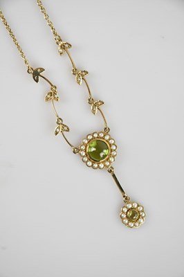 Lot 2113 - An Edwardian yellow metal seed pearl and...