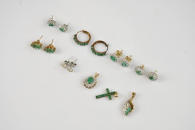 Lot 1400 - A collection of yellow, white metal and 9ct...