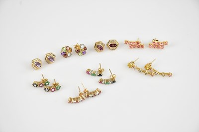 Lot 1415 - Eight 9ct yellow gold and yellow metal...