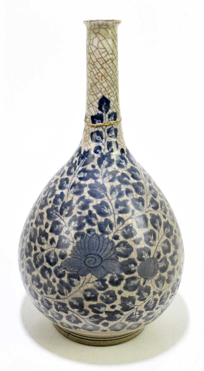 Lot 2315 - An 18th/19th century Korean blue and white...