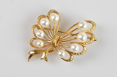 Lot 1294 - MIKIMOTO; a Chinese yellow metal pearl set...
