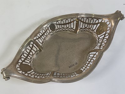 Lot 582 - WILLIAM AITKEN; a large Edwardian pierced...