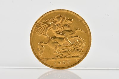 Lot 1103 - A George V half sovereign, 1907.