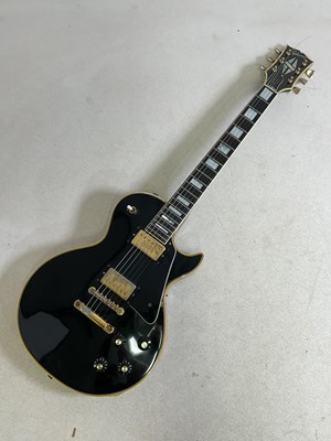 Lot 326 - GIBSON; a custom Les Paul guitar, 685643,...