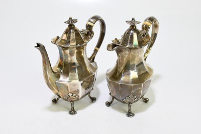 Lot 1104 - WAKELY & WHEELER; a George V hallmarked silver...