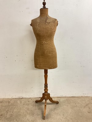 Lot 185 - An Edwardian mannequin on pine tripod base,...