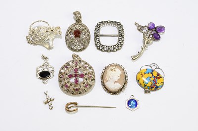 Lot 1471 - A collection of eleven examples of costume...