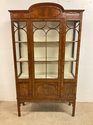 Lot 494 - An early 20th century walnut veneered single...