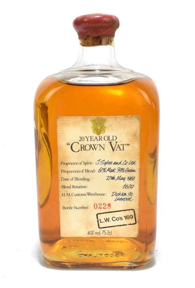 Lot 375 - WHISKY; a single bottle of 20 year old 'Crown...