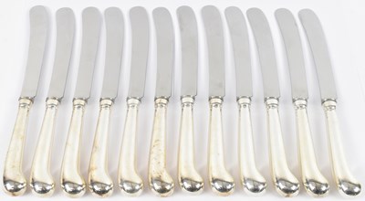 Lot 752 - A set of twelve dinner knives with hallmarked...