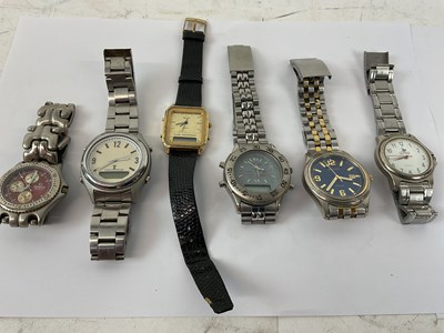 Lot 953 - A group of five gentleman's wristwatches...