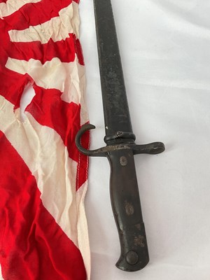 Lot 164 - A Japanese early war Arisaka bayonet and flag.