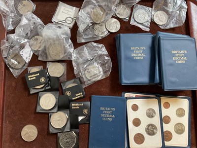 Lot 387 - A collection of coins, including twenty 1971...