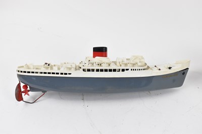 Lot 318 - A boxed Triang ocean liner 'Pretoria Castle'.