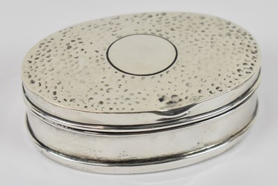 Lot 842 - MARPLES & CO; an Edwardian hammered silver...