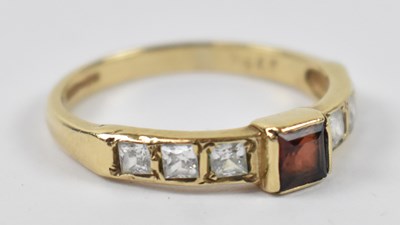 Lot 902 - A 9ct CZ dress ring, size N, approx 2g.