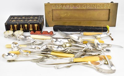 Lot 176 - Various mixed collectibles to include a...