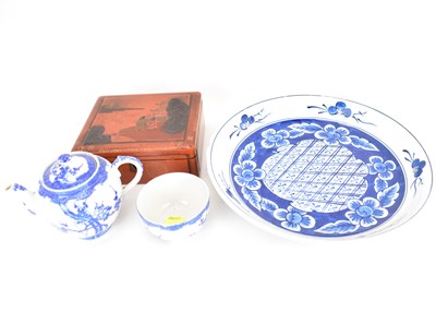 Lot 378 - A large 20th century Japanese porcelain bowl...