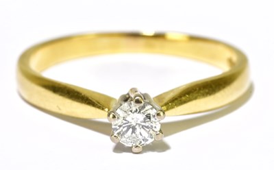 Lot 237 - An 18ct yellow gold diamond solitaire ring,...