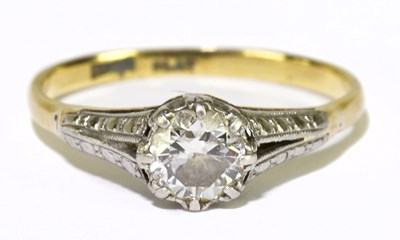 Lot 43 - An 18ct yellow gold and platinum tipped...