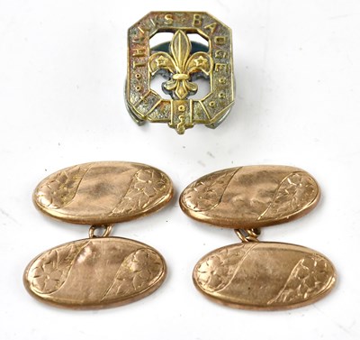 Lot 1457 - A pair of 9ct gold cufflinks, together with a...