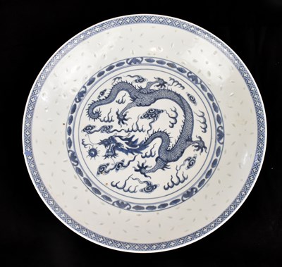 Lot 1199 - A blue and white Chinese bowl, decorated with...