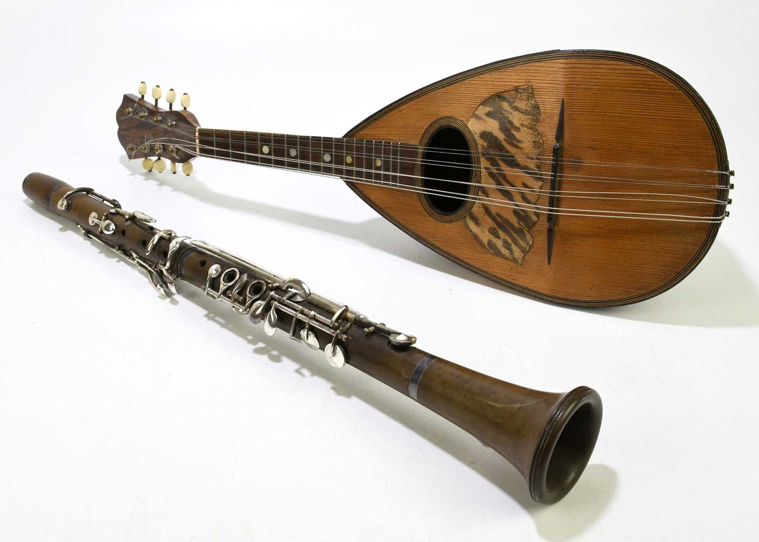 Lot 1039 - STRIDENTE; an Italian mandolin, length 54cm,