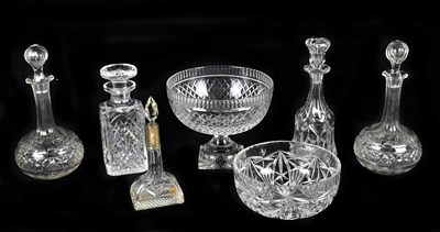 Lot 611 - A collection of 19th century and later glass