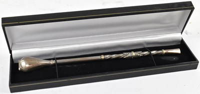 Lot 803 - A 600 grade white metal bombilla straw with...