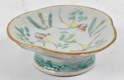 Lot 578 - A small early 20th century Chinese footed dish...