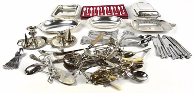 Lot 1051 - A collection of assorted silver plate