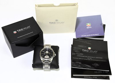 Lot 1312 - TAG HEUER; a gentleman's stainless steel Grand...