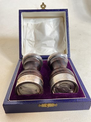 Lot 453 - DAVID SHAW SILVERWARE LTD; a cased pair of...