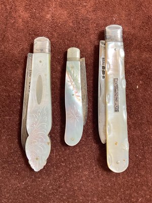 Lot 425 - Three mother of pearl handled, hallmarked...