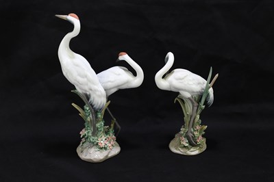 Lot 636 - LLADRO; two models of storks, one example boxed.