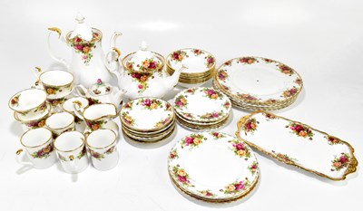 Lot 528 - ROYAL ALBERT; a part dinner and tea service in the Old Country Roses pattern