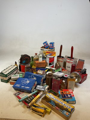 Lot 16 - A collection of vintage tins and workshop...