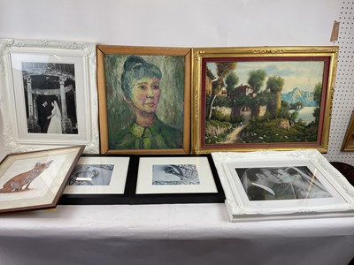Lot 691 - A small quantity of prints, photographs and...